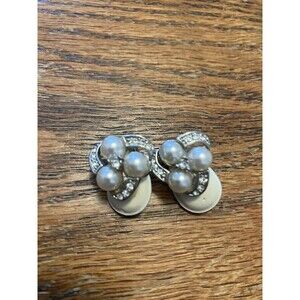 Vintage Earrings Gold Tone Faux Pearl And Rhinestone Clip On